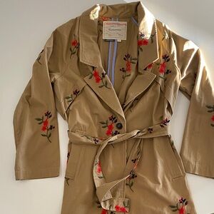 Cartonnier Floral Embroidered Trench Coat - Tan